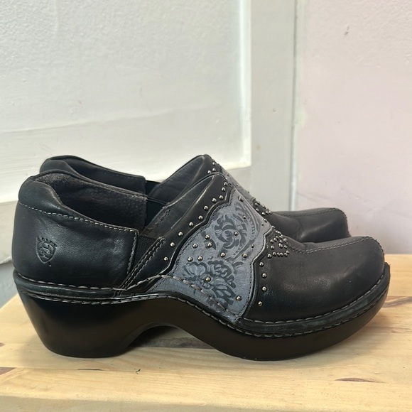 Ariat Black Mules & Clogs Leather Western Clogs Black Gray Women's Size 7.5 - Picture 1 of 10